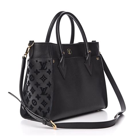 louis vuitton calfskin monogram tufting on my side tote|Louis Vuitton Calfskin & Monogram Tuffetage On My Side MM .